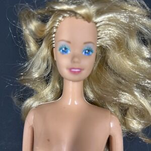 Vintage 1986 Jewel Secrets Barbie Doll-Used Malaysia